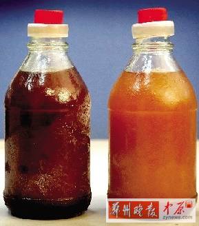 兩種油的顏色差別很大。（左為真）