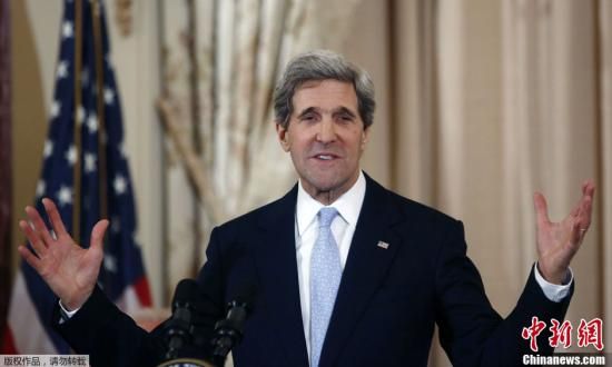 資料圖：當(dāng)?shù)貢r(shí)間2月6日，美國華盛頓，新任國務(wù)卿約翰·克里宣誓就職，副總統(tǒng)拜登出席了就職儀式。