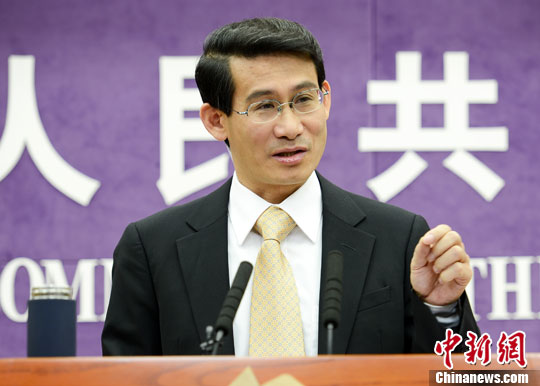 10月17日，中國(guó)商務(wù)部舉行例行發(fā)布會(huì)，介紹1-9月中國(guó)商務(wù)運(yùn)行情況。圖為商務(wù)部新聞發(fā)言人沈丹陽(yáng)。