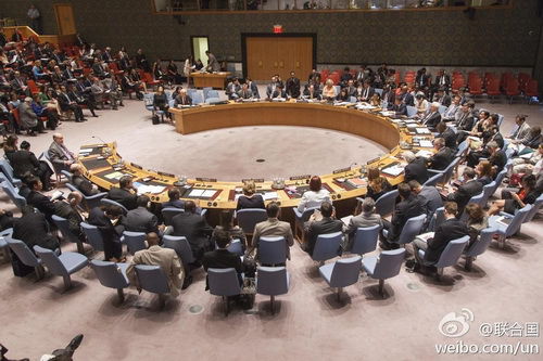 北京時(shí)間22日凌晨,聯(lián)合國安理會(huì)就澳大利亞提交的一份有關(guān)馬航墜機(jī)事件的決議草案進(jìn)行表決。