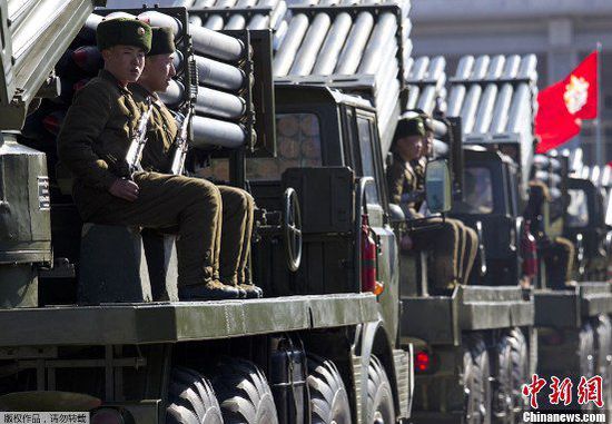 （10日凌晨發(fā)）朝鮮迎勞動(dòng)黨建黨70周年將閱兵游行隆重慶祝（共三圖，請(qǐng)大夜幫改為文中插圖謝謝）