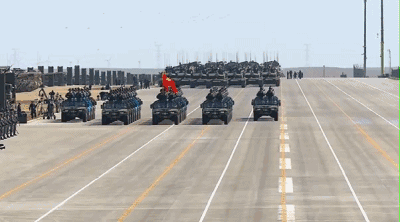日本網(wǎng)友第一次看中國建軍節(jié)閱兵直播 啥反應(yīng)？