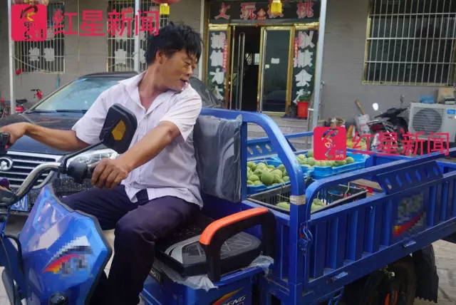 文玩核桃遇冷由幾萬一對(duì)降到5元沒人要？商戶否認(rèn)