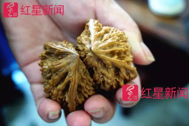 文玩核桃遇冷由幾萬一對(duì)降到5元沒人要？商戶否認(rèn)