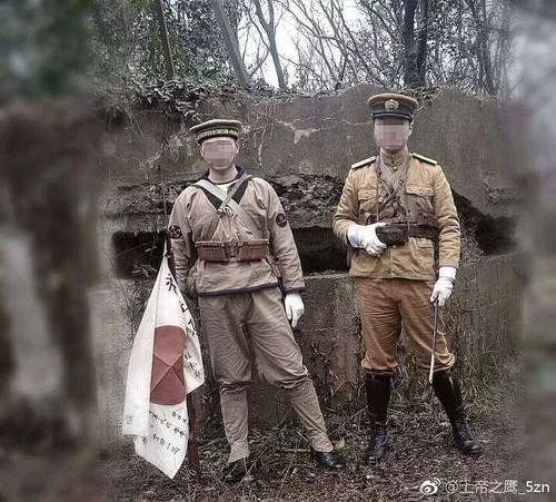 犯眾怒！兩男子抗日碉堡前扮日本兵拍照 警方介入