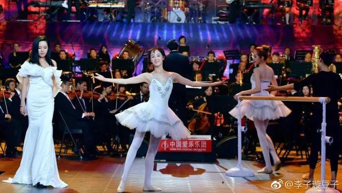 《創(chuàng)造101》主題曲公布，這個被吐槽油膩的c位是什么來頭？