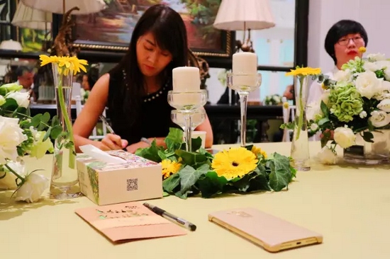 各位“小綠人”也把自己企業(yè)的問題通過卡片的形式，向劉東曉博士請教。