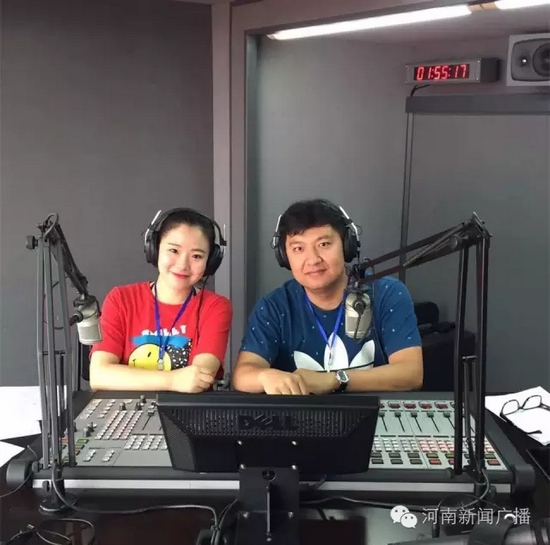 河南新聞廣播主持人趙凱、田羽全程現(xiàn)場直播