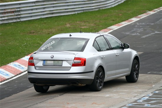 新斯柯達明銳RS諜照 新斯柯達明銳RS諜照