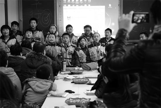 昨日的分享交流會上，孩子們集體朗誦詩歌