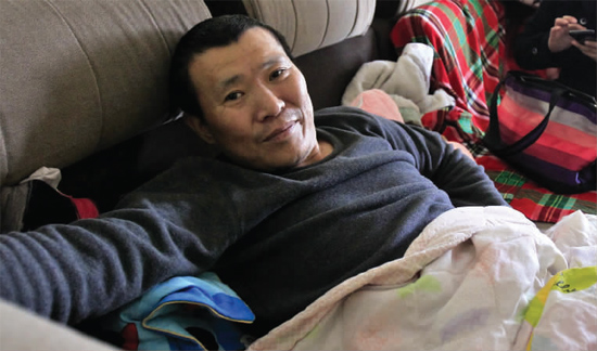 11月11日，李剛病情再次惡化，在眾多朋友的鼓勵下，他將再赴西安進(jìn)行手術(shù)治療