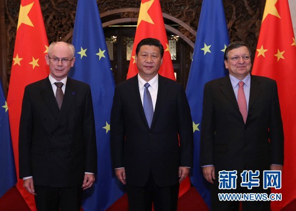 習(xí)近平會見歐洲理事會主席范龍佩和歐盟委員會主席巴羅佐。新華社記者 龐興雷 攝