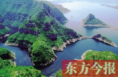 碧水藍(lán)天有綠色,是濟(jì)源人生活的愿望。如今,正是因?yàn)闈?jì)源有山有水,綠樹成蔭,很多在外工作的濟(jì)源人慢慢選擇回家鄉(xiāng)買房定居。