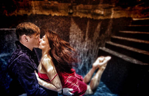 水下訂婚照成海外新潮流 水下訂婚照成海外新潮流