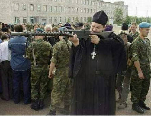 戰(zhàn)斗民族：牧師會(huì)開(kāi)光能打槍懂賣萌