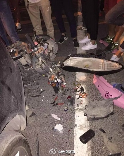 大學(xué)生騎電動車飆車 100邁追尾身亡 大學(xué)生騎電動車飆車 100邁追尾身亡