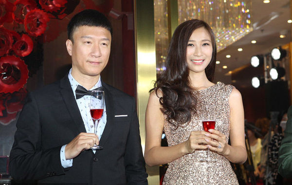 圖為孫紅雷、王駿迪夫婦。