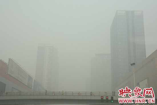 “霧霾”，應該是2013年人們最不能忘記的詞語