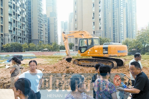 昨天，由于附近居民抗議，紅旗變電站項目再次停工