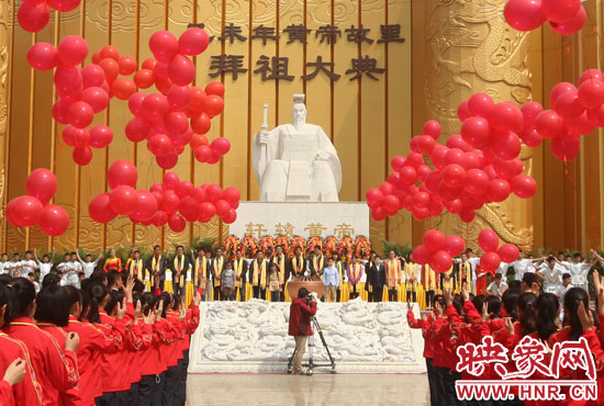 4月20日，乙未年黃帝故里拜祖大典進(jìn)行了彩排。