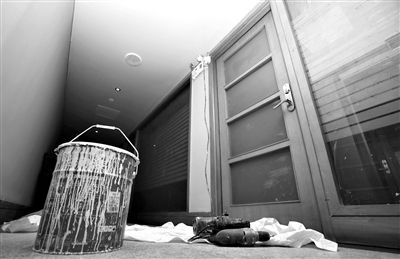 昨日，首師大公布的北京致遠東方教育科技有限公司和工商局網(wǎng)站公司注冊地空無一人。新京報記者 黃月 攝