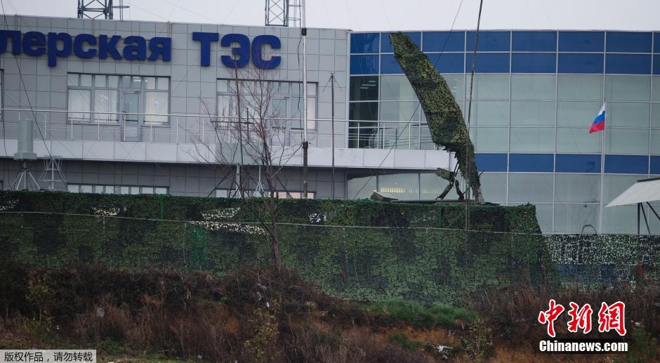 當?shù)貢r間1月29日，俄羅斯索契，2014年索契冬奧會，俄羅斯軍方在奧林匹克公園周邊部署放空導彈系統(tǒng)。