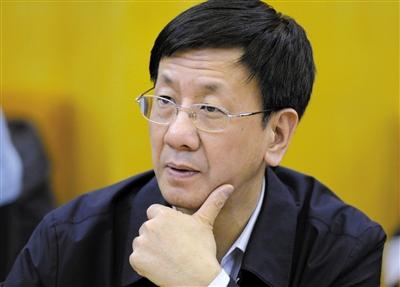 昨日，最高檢檢察長曹建明在遼寧團參加“兩高”報告分組審議。記者 陳杰 攝