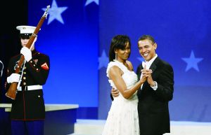 奧巴馬夫婦去年總收入298.8萬元人民幣。