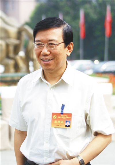 四川省原省委副書(shū)記李春城。曾主政成都13年。圖/CFP