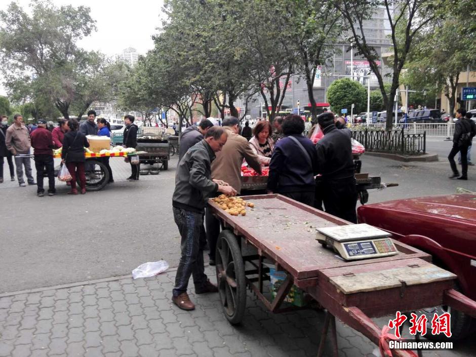 自治區(qū)和烏魯木齊市有關(guān)部門(mén)迅速處置，傷員已全部送往醫(yī)院救治。