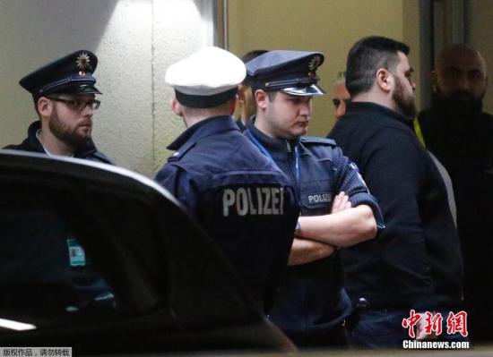 當(dāng)?shù)貢r(shí)間24日，一架空客A320飛機(jī)在法國(guó)南部阿爾卑斯墜機(jī)。