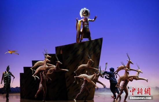 資料圖：6月14日晚，迪士尼經(jīng)典音樂劇《獅子王》中文版在上海舉行全球首演