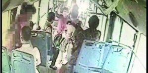 女司機路見不平一聲吼，小女孩方才脫身 視頻截圖