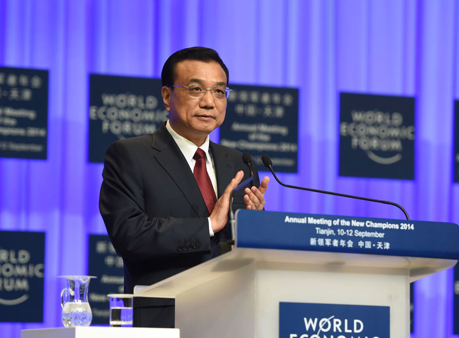 李克強(qiáng)總理出席夏季達(dá)沃斯論壇并發(fā)表開(kāi)幕式致辭。