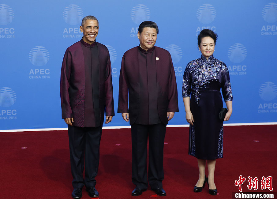 圖為習(xí)近平夫婦歡迎美國(guó)總統(tǒng)奧巴馬。中新社發(fā) 杜洋 攝