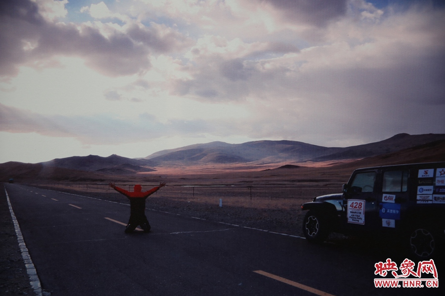 賽車的世界、更是男人的世界。圖為部分參展攝影作品。