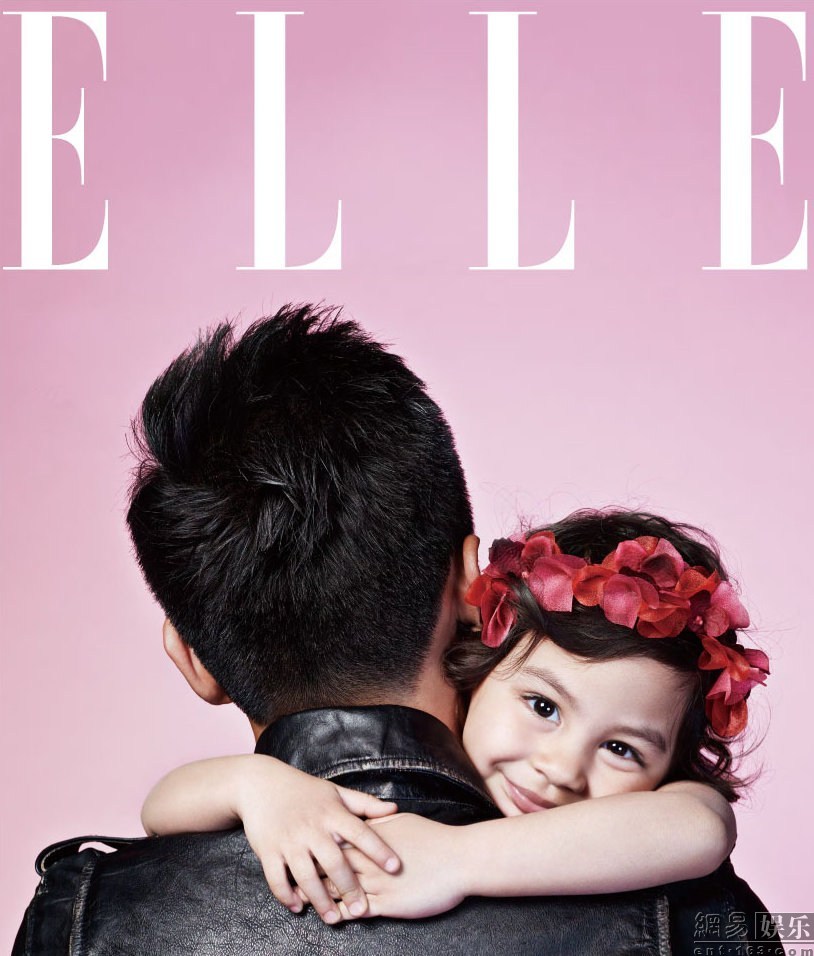 劉燁攜混血女兒拍寫(xiě)真大片 網(wǎng)友大呼可愛(ài)