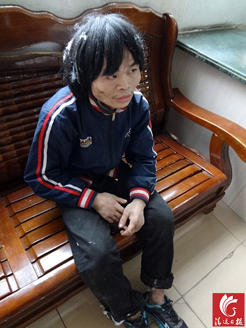 1997年16歲時被“杜某”以招工名義帶離家鄉(xiāng)關(guān)押干活至今。