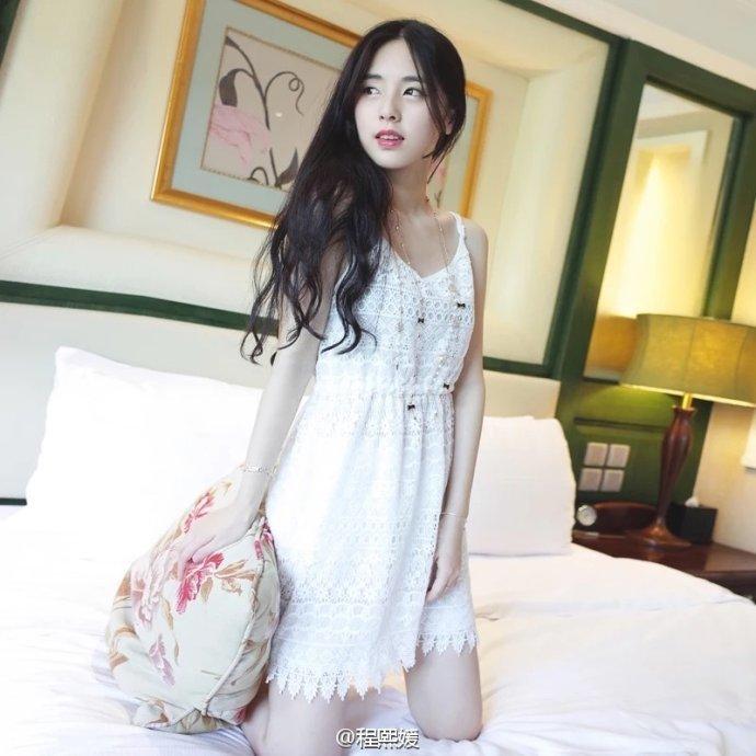 廈大?；ǔ涛蹑虑寮儗?xiě)真獲贊 素顏美到窒息