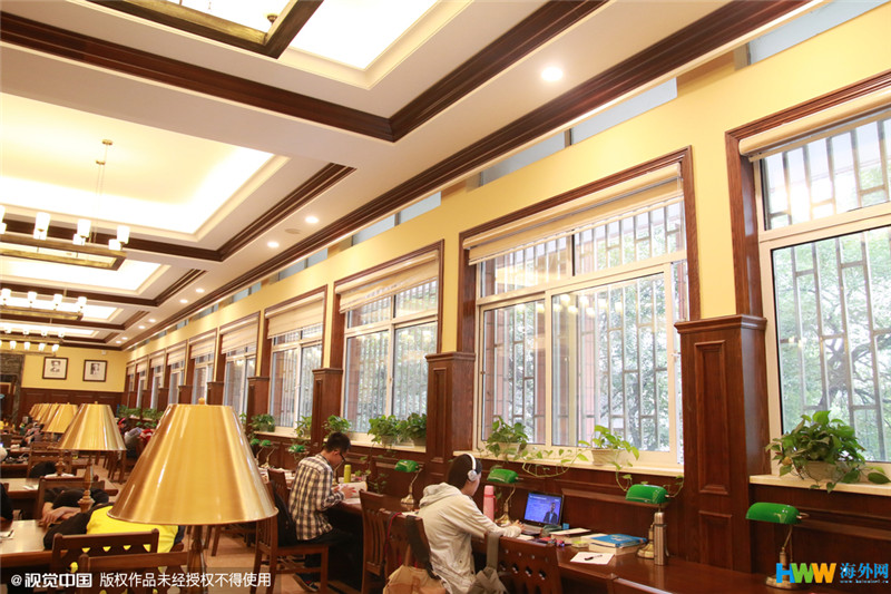 重慶大學(xué)改造翻新的“民國(guó)風(fēng)圖書館”走紅網(wǎng)絡(luò)，引得無(wú)數(shù)網(wǎng)友點(diǎn)贊