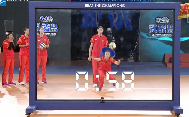 比女排奪冠更精彩的是她們的表情包和大長(zhǎng)腿