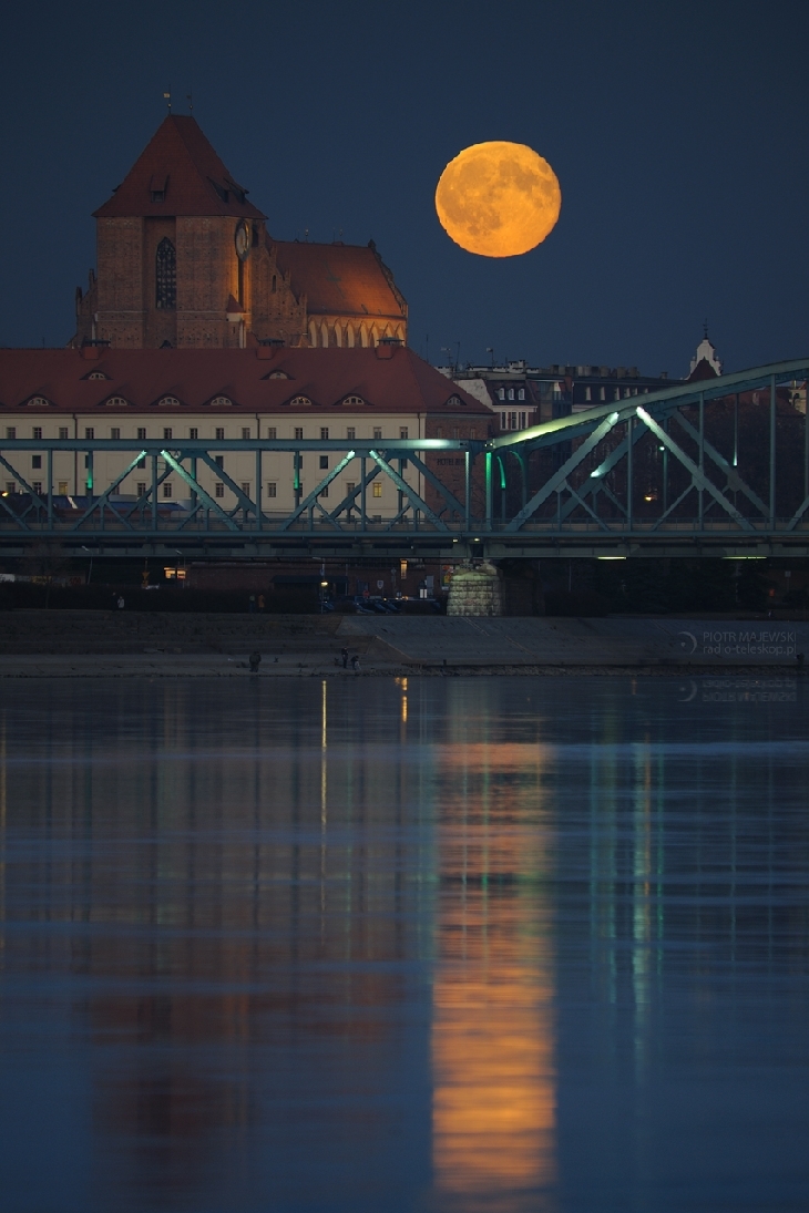 68年來(lái)最大！今晚夜空上演超級(jí)月亮