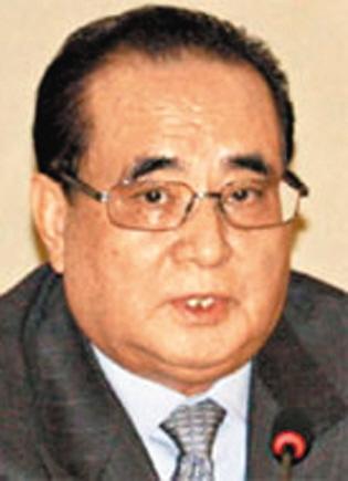 李秀勇曾照料金正恩兄妹。