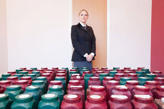 英25萬具骨灰滯留殯儀館，部分存放逾40年無人認(rèn)領(lǐng)。（網(wǎng)頁截圖）