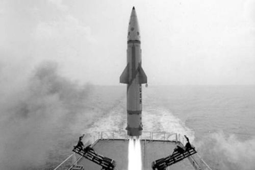 資料圖：印度試射“丹努什”核導(dǎo)彈。