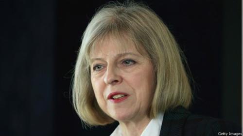 特雷莎·梅有關海外留學生的移民政策遭到猛烈批評。