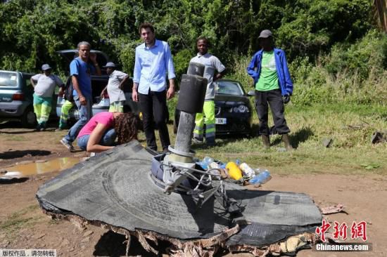 新發(fā)現(xiàn)的疑似馬航MH370殘骸。