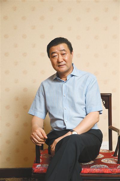 　張新明金業(yè)集團(tuán)董事長。2002年進(jìn)入焦炭領(lǐng)域。2010年，張新明將金業(yè)煤焦化集團(tuán)部分資產(chǎn)以79億賣