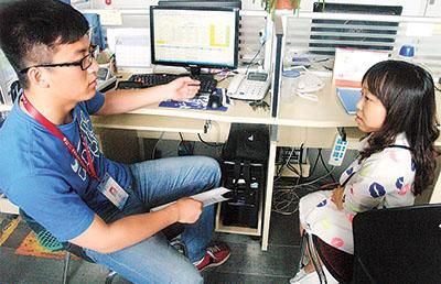 女生身高1米求職遭歧視 被問能否夠到電腦桌 女生身高1米求職遭歧視 被問能否夠到電腦桌