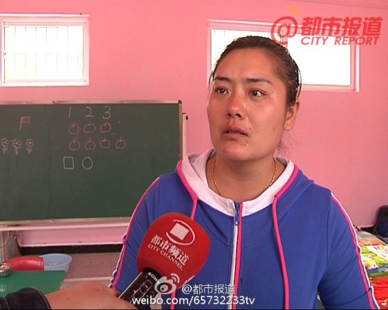 當(dāng)事老師接受采訪時(shí)表示很委屈。